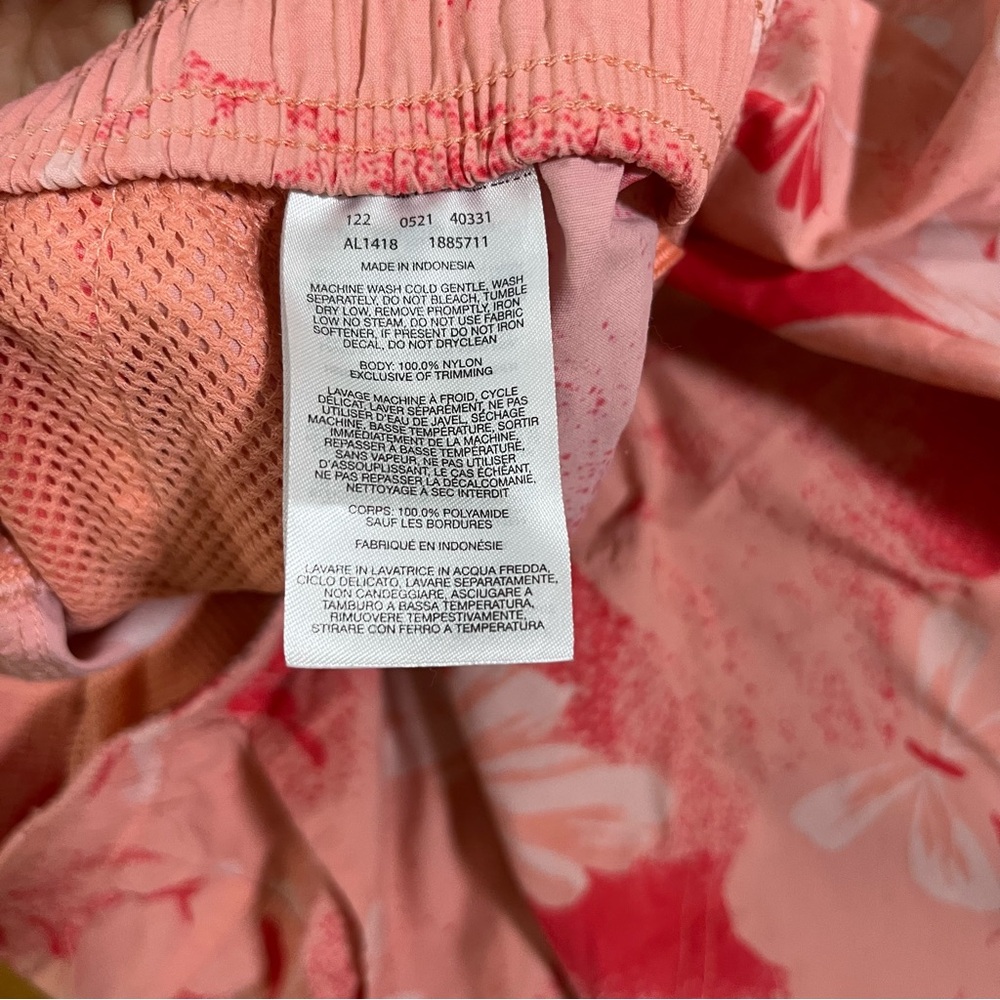 Columbia Sandy River 100% Nylon Athletic Shorts in Coral Floral 5” Inseam - Picture 9 of 15